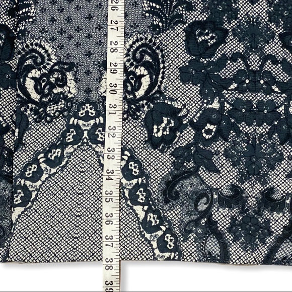 Anthropologie Yoana Baraschi Sketched Lace Dress - Picture 10 of 11